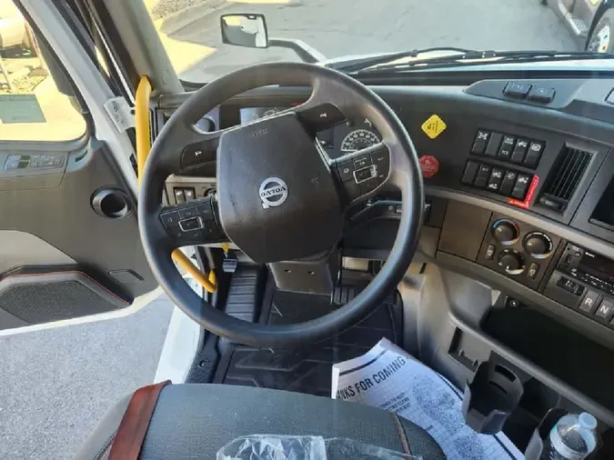 2022 VOLVO VNL64T740fd532d17e750564a9739b707ad63d87c