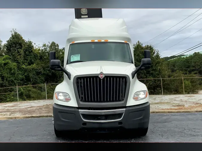 2022 INT LT625 6x4