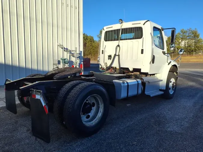 2018 FREIGHTLINER/MERCEDES M2 106