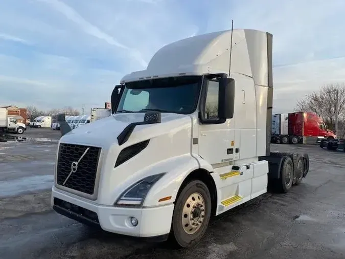 2023 Volvo VNR64T400fd55e565d7939096fa44f659045817c9