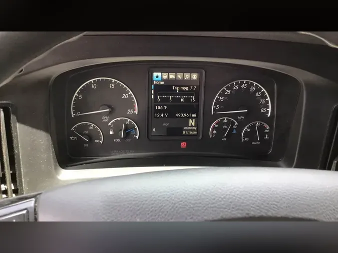 2021 Freightliner Cascadia 126