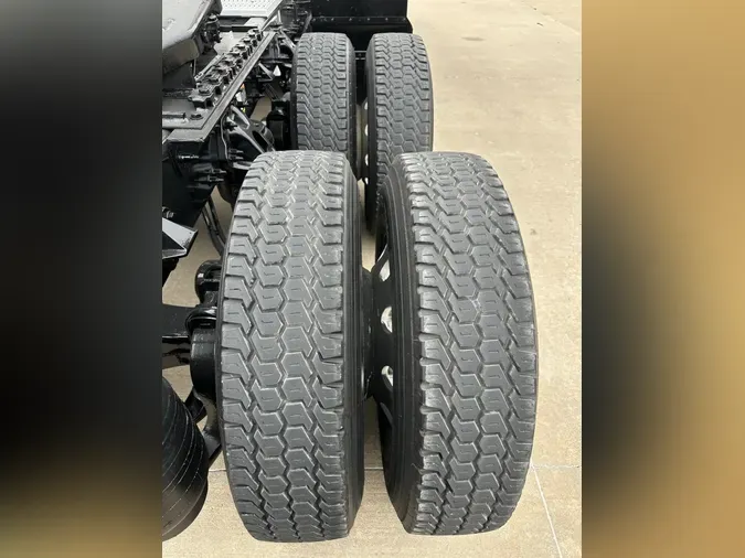 2024 Peterbilt 579fd5c34531402e838a5016ada92a62d56