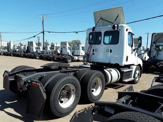 2019 FREIGHTLINER/MERCEDES NEW CASCADIA PX12664