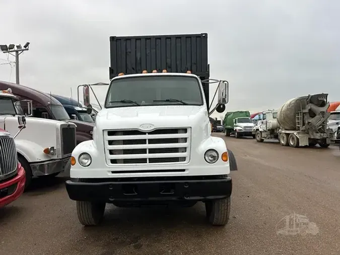 2000 STERLING LT7500