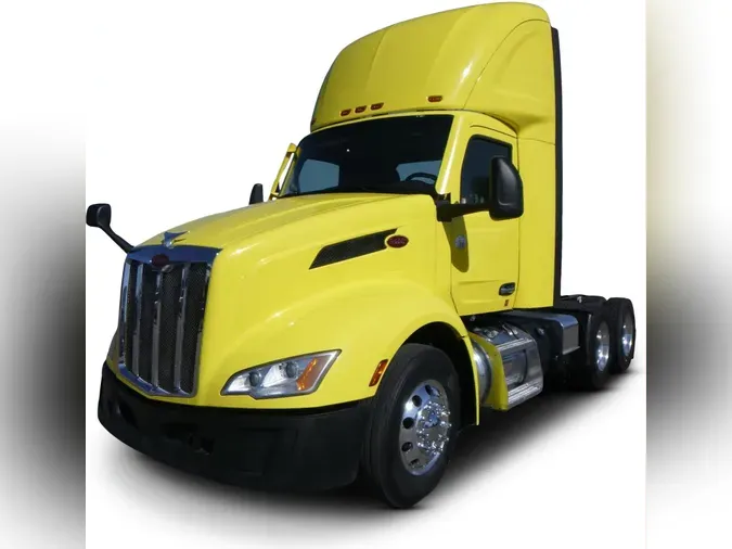 2023 Peterbilt 579fd5eb6c6de3225f5a54e936acc02fd64