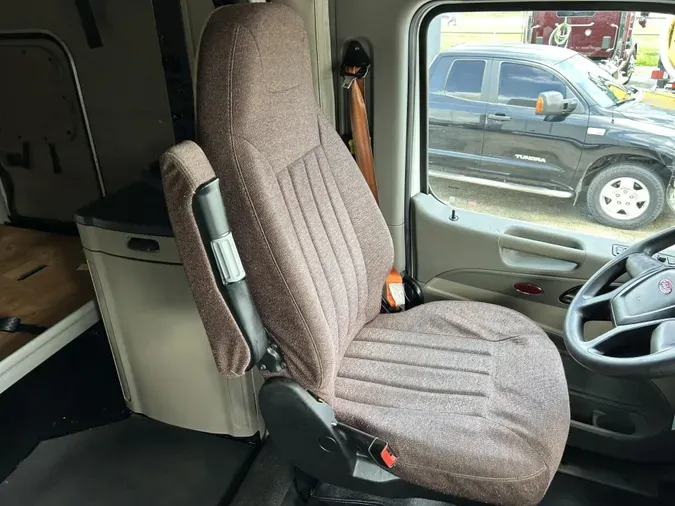 2022 Peterbilt 579fd5ee5537ccca2f01606f7e1b4ca21d4