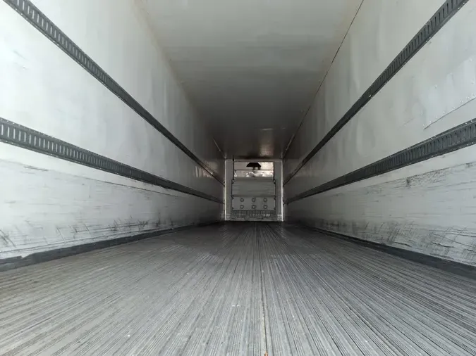 2016 VANGUARD TRAILER CORP R8000B 53/102/162