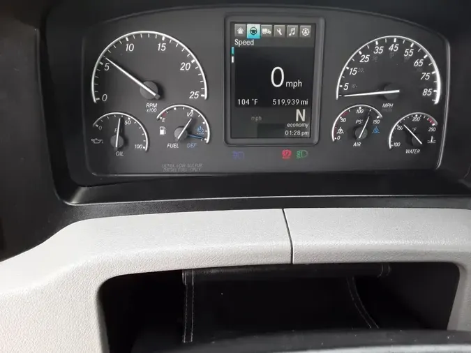 2020 FREIGHTLINER NEW CASCADIA 126
