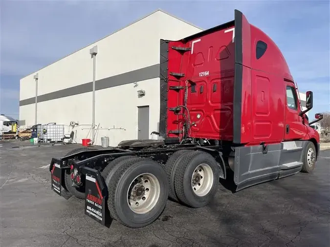 2021 FREIGHTLINER CASCADIA