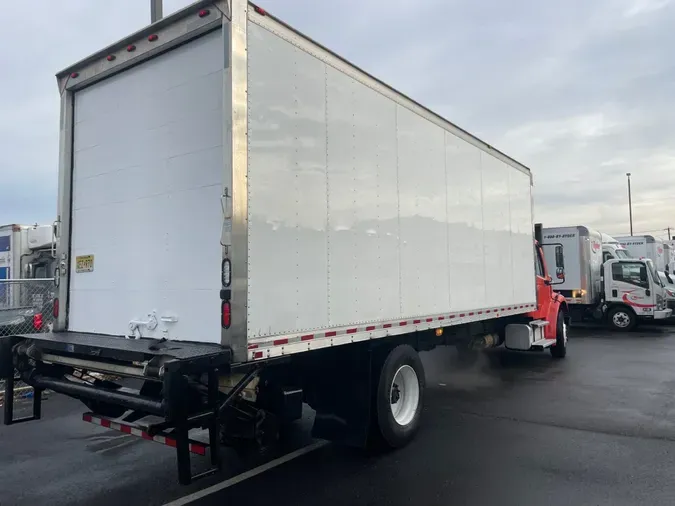 2018 FREIGHTLINER/MERCEDES M2 106