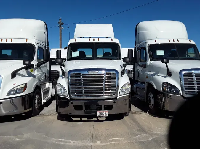 2018 FREIGHTLINER/MERCEDES CASCADIA 125