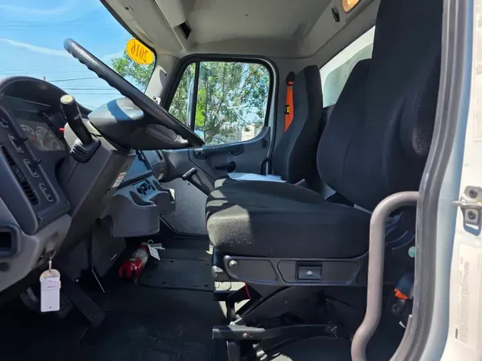 2016 FREIGHTLINER/MERCEDES M2 106fd66730cb36508ec72f5c61b281c67a3