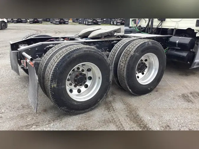 2019 Freightliner Cascadia 125