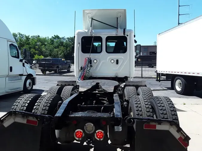 2019 FREIGHTLINER NEW CASCADIA PX12664