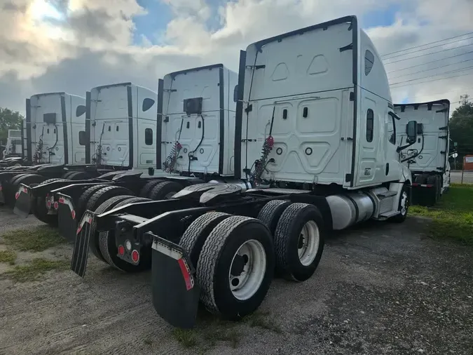 2020 FREIGHTLINER/MERCEDES NEW CASCADIA PX12664