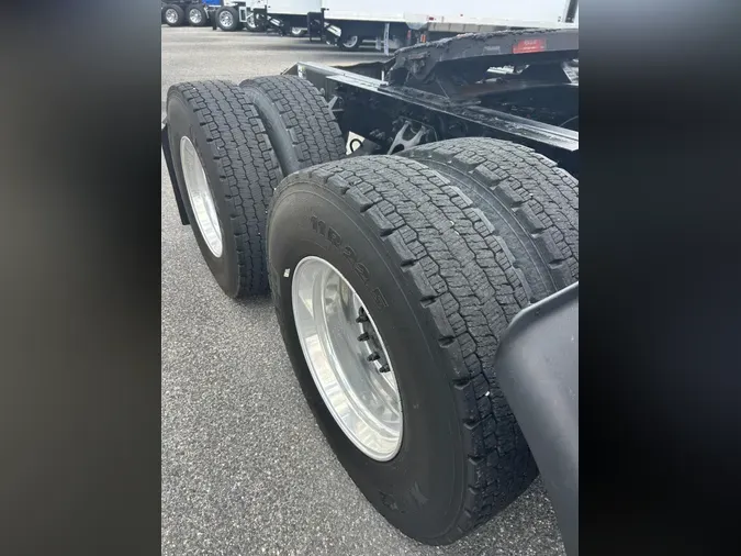 2022 Peterbilt 579