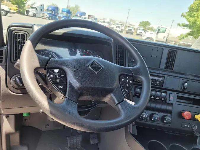 2020 International LT625