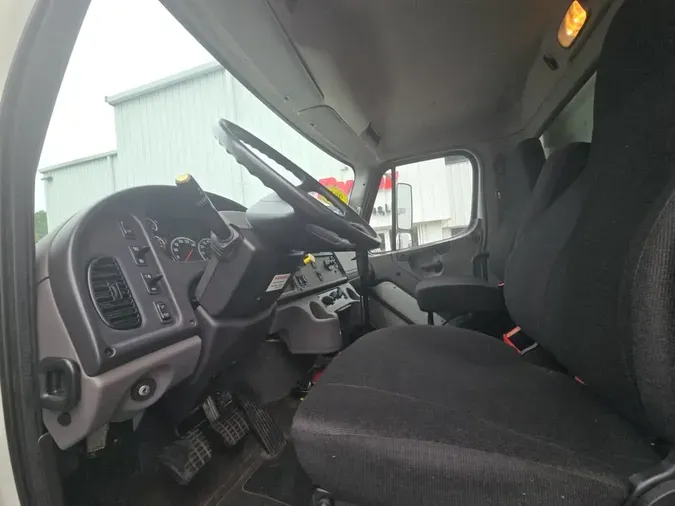 2019 FREIGHTLINER/MERCEDES M2 106fd782088ecd45632ace87e502d266ce1