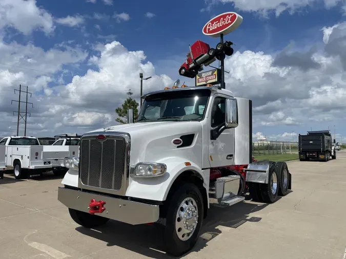 2022 Peterbilt 567