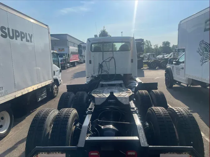 2020 Freightliner Business Class M2 106fd7a892caf4da45c7975b1cb3f0a2340