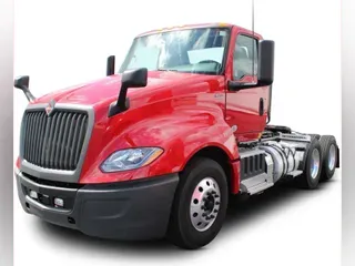 2018 International LT625