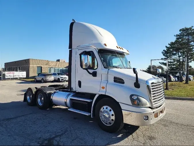 2022 FREIGHTLINER CASCADIA