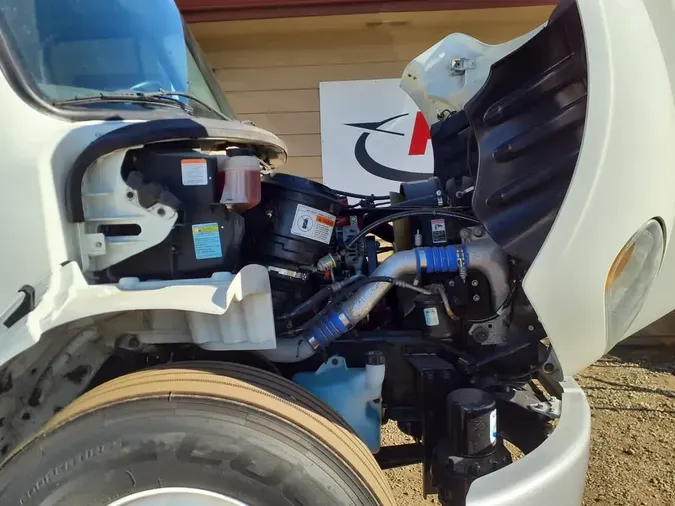 2019 FREIGHTLINER/MERCEDES M2 106