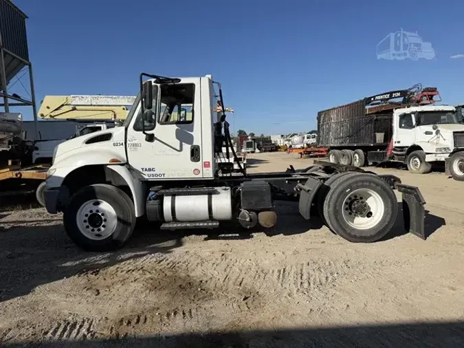 2017 INTERNATIONAL DURASTAR 4400