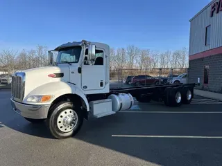 2018 Peterbilt 348