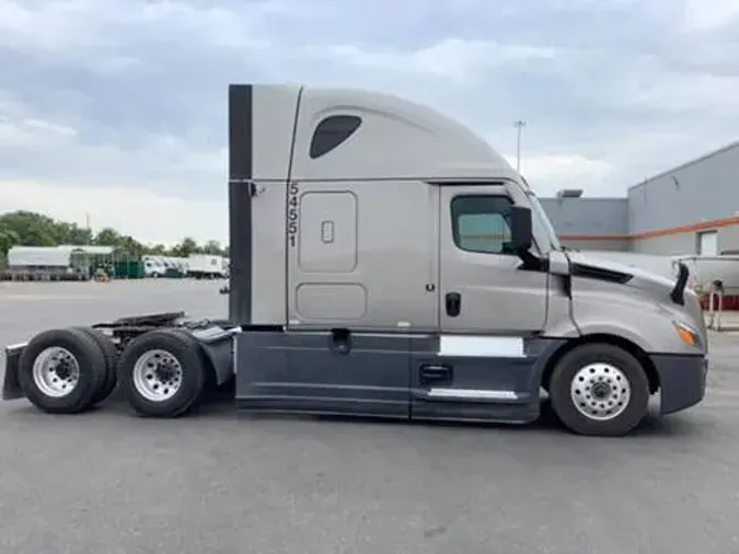 2023 Freightliner Cascadia