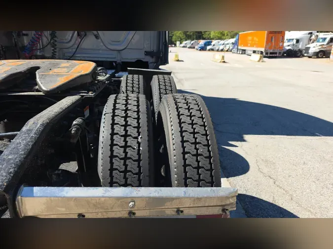 2023 Freightliner Cascadia 126fd885387743d299fb020c7d62cae5c34