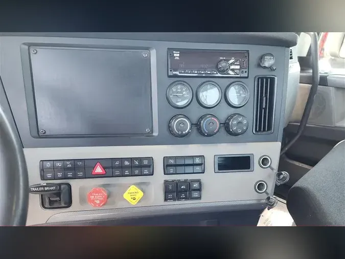 2020 FREIGHTLINER CA126