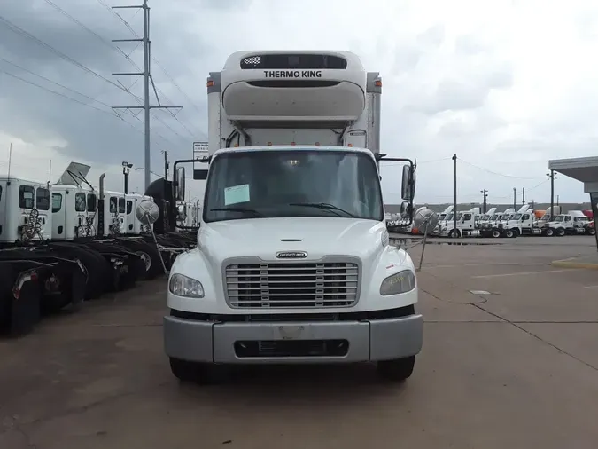2017 FREIGHTLINER M2 106