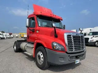2017 FREIGHTLINER X12542ST