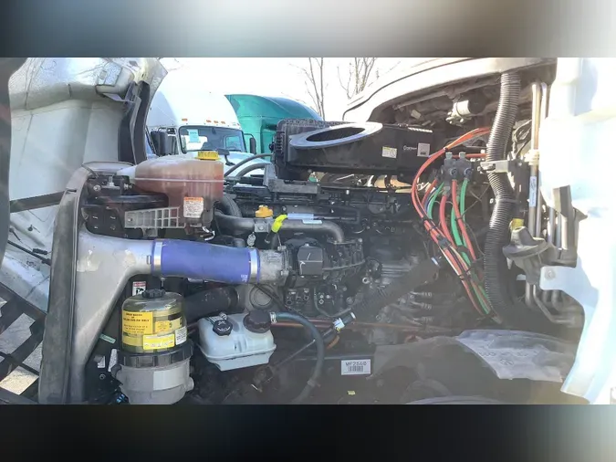 2021 Freightliner Cascadia 126fd97fc9feef0f6f37e390368a98c14e5