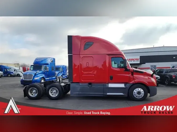 2020 FREIGHTLINER CA126