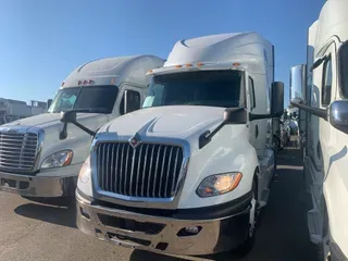 2018 Navistar International LT625 SLPR CAB