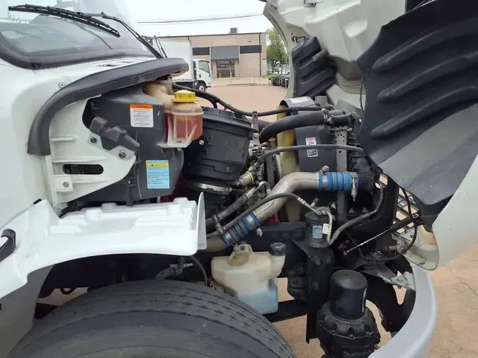 2019 FREIGHTLINER/MERCEDES M2 106