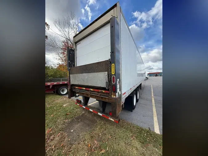 2014 UTILITY TRAILERS VS2R 40/156/96fda8e9486d128466b47510deb846e3e2