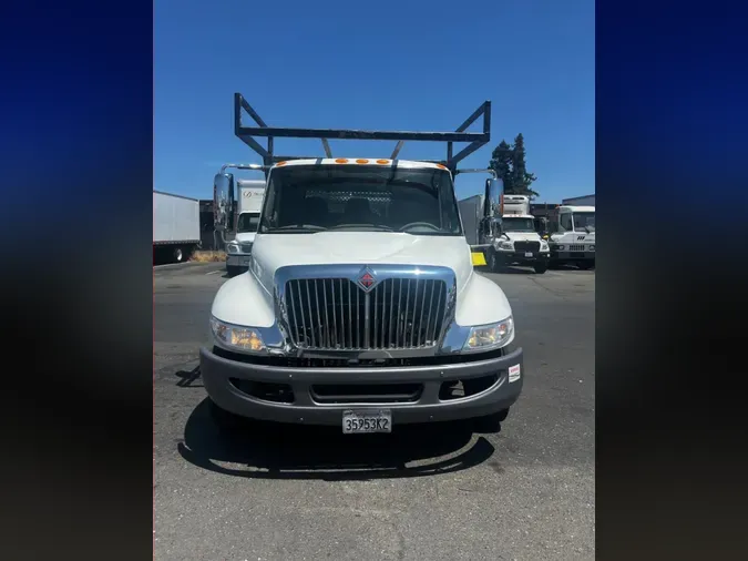 2018 NAVISTAR INTERNATIONAL 4300 LP
