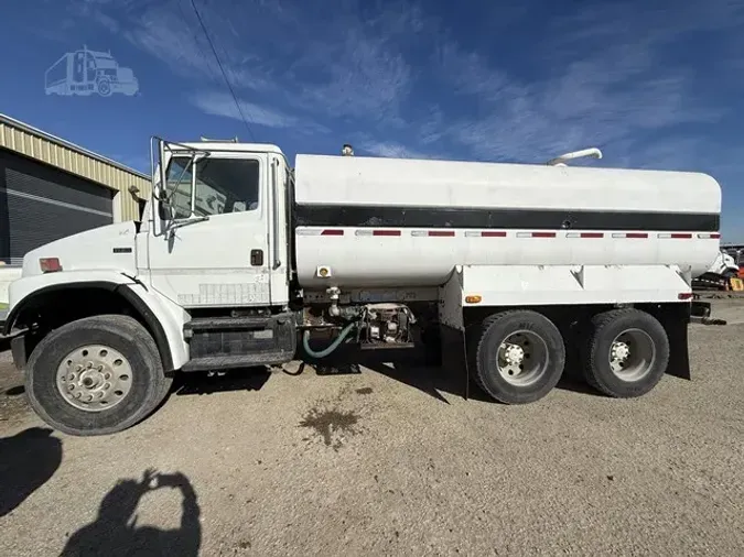 2002 FREIGHTLINER FL80