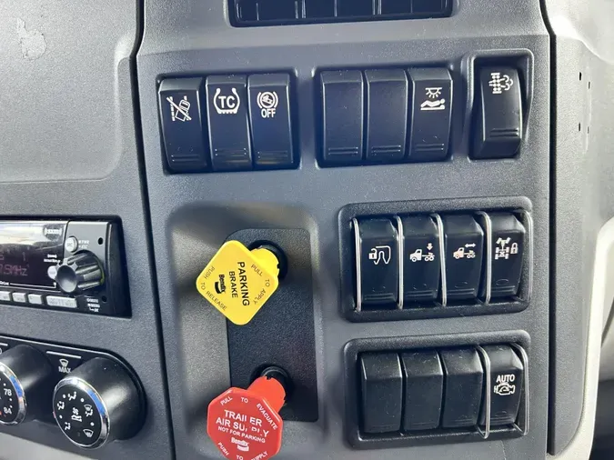 2021 Peterbilt 579fdaa1be1c325d363c3eed53b5ef3237f