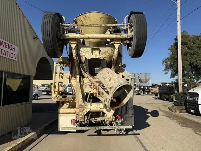 2016 FREIGHTLINER 114SD