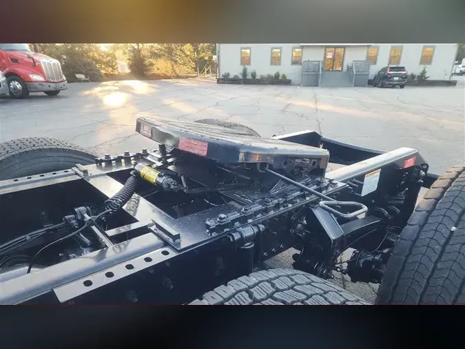 2021 VOLVO VNR640fdac3eb802b6328f98b24f8875c04921