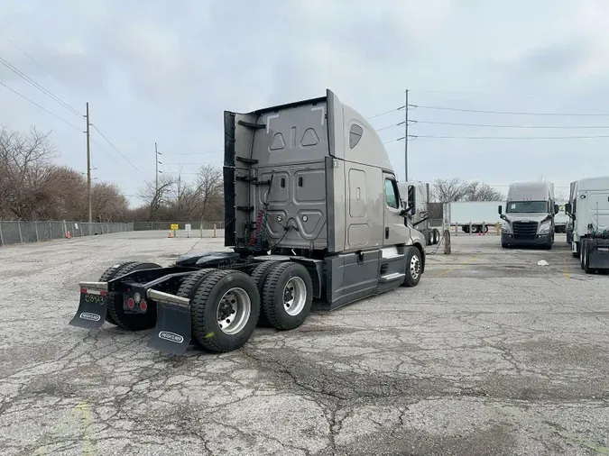 2023 Freightliner Cascadia