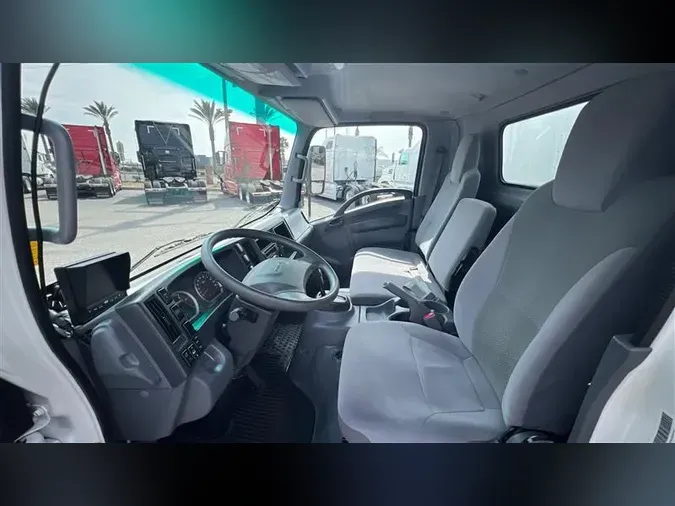 2021 ISUZU NPR-XD