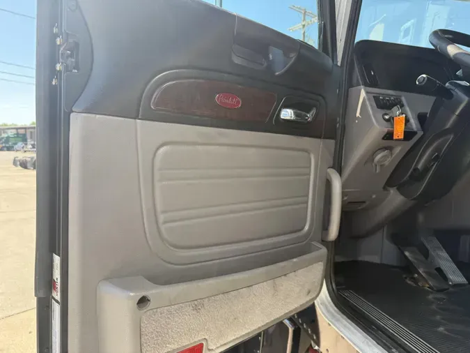 2022 Peterbilt 389fdb6b36520f46cec6e3ebf4453209406