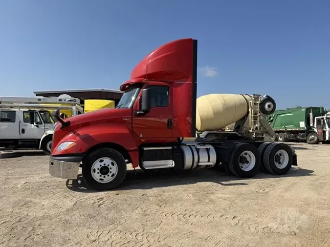 2019 INTERNATIONAL LT