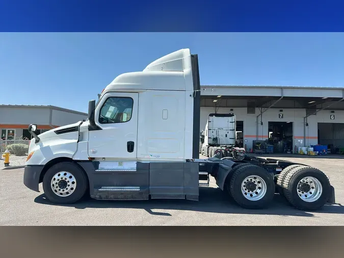 2020 Freightliner Cascadia