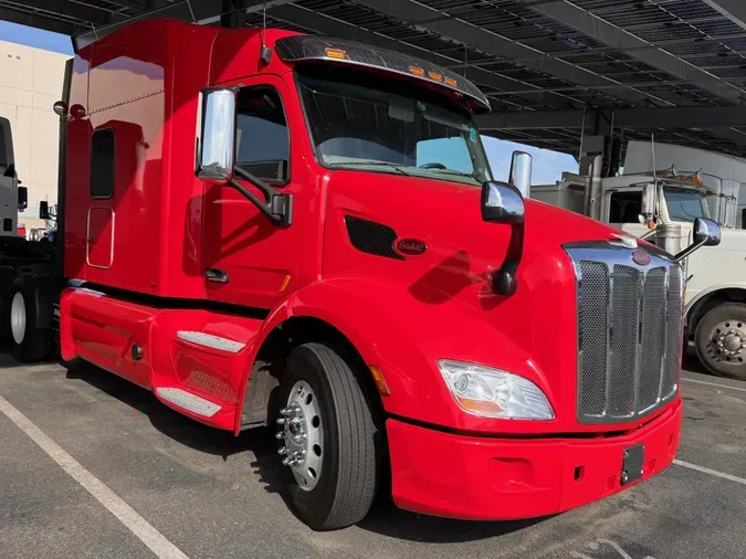 2021 Peterbilt 579